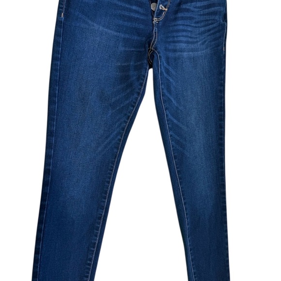 A.N.A. A New Approach High Rise Skinny Jeans | Size 2 - Picture 1 of 4